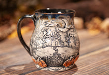 Load image into Gallery viewer, 23 Haunted House