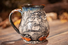 Load image into Gallery viewer, 3 Haunted House
