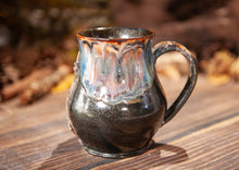 Load image into Gallery viewer, 3 Haunted House
