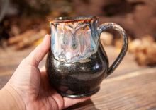 Load image into Gallery viewer, 3 Haunted House
