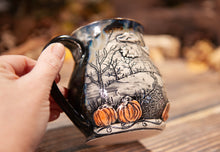 Load image into Gallery viewer, 23 Haunted House
