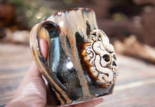 Load image into Gallery viewer, 17 Skull
