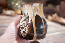 Load image into Gallery viewer, 17 Skull
