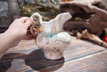 Load image into Gallery viewer, 43 Green/White pitcher
