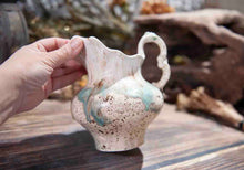 Load image into Gallery viewer, 43 Green/White pitcher
