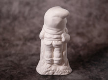 Load image into Gallery viewer, Ladder Gnome - Bisque
