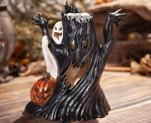 Load image into Gallery viewer, Spooky Tree
